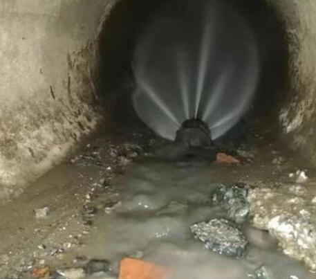 雅江市政管道清淤